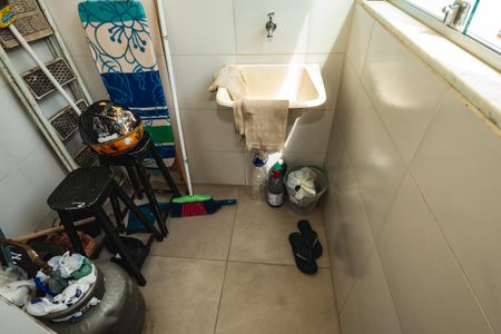 Apartamento para alugar com 70m², 2 quartos e 1 vagaÁrea de Serviço