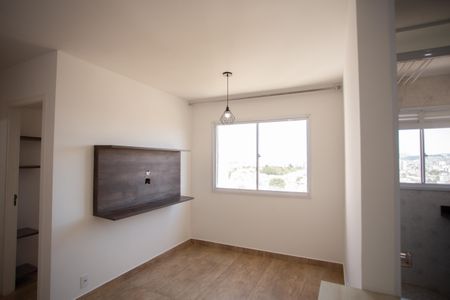 Sala de apartamento para alugar com 2 quartos, 45m² em Vila Nova Cachoeirinha, São Paulo