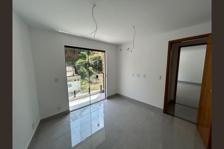 Casa à venda com 140m², 3 quartos e 1 vagaSuíte 1