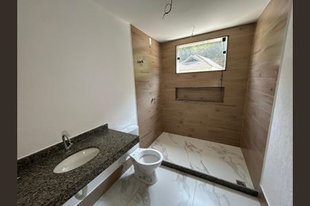 Casa à venda com 140m², 3 quartos e 1 vagaBanheiro da Suíte 2