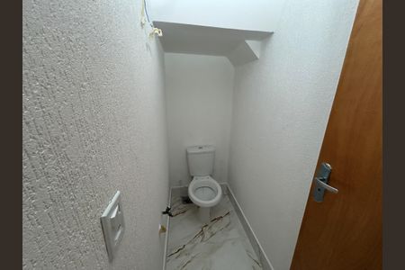 Casa à venda com 140m², 3 quartos e 1 vagaLavabo 1
