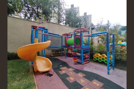 Apartamento à venda com 63m², 3 quartos e 1 vagaÁrea comum - Playground