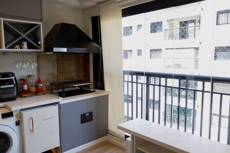 Apartamento para alugar com 61m², 2 quartos e 1 vagaSacada