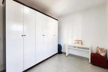 Casa à venda com 140m², 3 quartos e 2 vagasQuarto 2