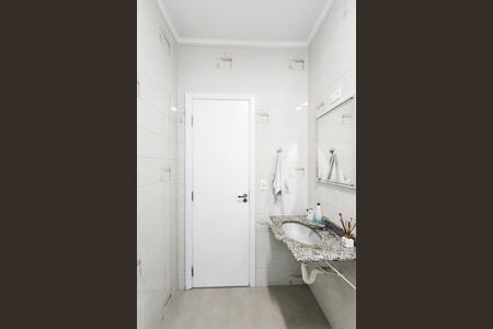 Casa à venda com 140m², 3 quartos e 2 vagasBanheiro Social