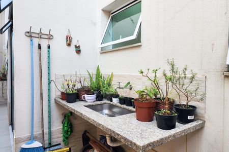 Casa à venda com 140m², 3 quartos e 2 vagasÁrea Externa