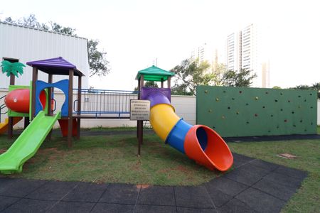 Apartamento à venda com 53m², 2 quartos e 1 vagaÁrea comum - Playground