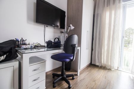 Casa de condomínio à venda com 224m², 3 quartos e 4 vagas Casa de condomínio à venda com 224m², 3 quartos e 4 vagasSuíte 2