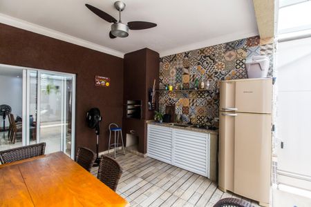 Casa de condomínio à venda com 224m², 3 quartos e 4 vagas Casa de condomínio à venda com 224m², 3 quartos e 4 vagasÁrea gourmet