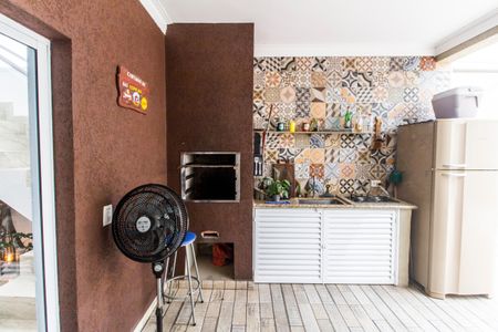 Casa de condomínio à venda com 224m², 3 quartos e 4 vagas Casa de condomínio à venda com 224m², 3 quartos e 4 vagasVista da Sala