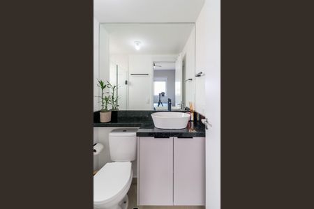 Apartamento para alugar com 28m², 1 quarto e sem vagaBanheiro da Suíte