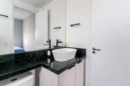 Apartamento para alugar com 28m², 1 quarto e sem vagaBanheiro da Suíte