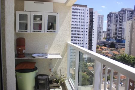 Varanda Sala de apartamento à venda com 2 quartos, 45m² em Vila Galvão, Guarulhos