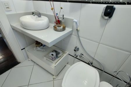 Casa de condomínio à venda com 485m², 4 quartos e 5 vagasBanheiro da Suíte 3