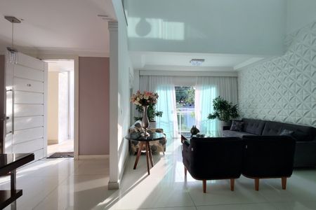 Casa de condomínio à venda com 485m², 4 quartos e 5 vagasSala de Jantar