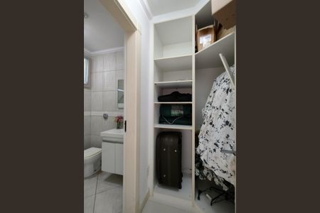 Casa de condomínio à venda com 485m², 4 quartos e 5 vagasCloset da suíte 1