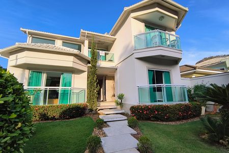 Casa de condomínio à venda com 485m², 4 quartos e 5 vagasFachada