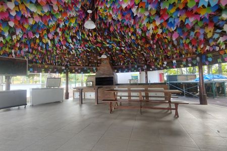 Casa de condomínio à venda com 485m², 4 quartos e 5 vagasÁrea comum - Churrasqueira