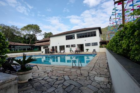Casa de condomínio à venda com 485m², 4 quartos e 5 vagasÁrea comum - Piscina