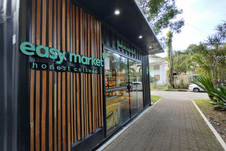 Casa de condomínio à venda com 485m², 4 quartos e 5 vagasÁrea comum