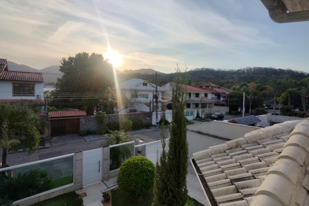 Casa de condomínio à venda com 485m², 4 quartos e 5 vagasVista 