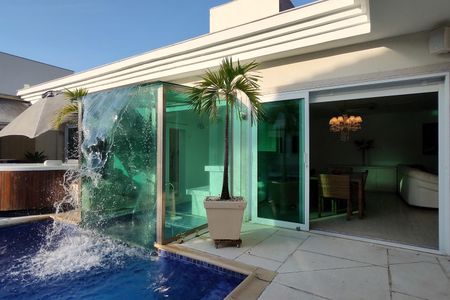Casa de condomínio à venda com 485m², 4 quartos e 5 vagasPiscina