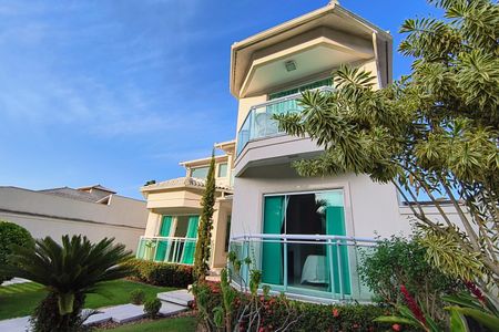 Casa de condomínio à venda com 485m², 4 quartos e 5 vagasFachada