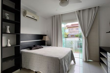 Casa de condomínio à venda com 485m², 4 quartos e 5 vagasQuarto 1 - Suíte 