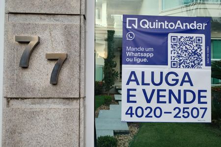 Casa de condomínio à venda com 485m², 4 quartos e 5 vagasPlaca