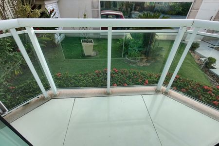 Casa de condomínio à venda com 485m², 4 quartos e 5 vagasVaranda Quarto Suíte 1