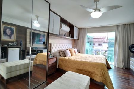 Casa de condomínio à venda com 485m², 4 quartos e 5 vagasQuarto 2 - Suíte