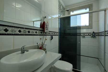 Casa de condomínio à venda com 485m², 4 quartos e 5 vagasBanheiro da Suíte 3