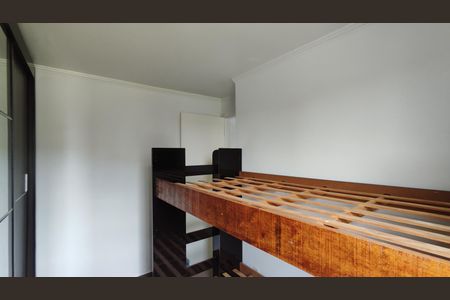 Quarto 2 de apartamento para alugar com 2 quartos, 45m² em Jardim Vista Alegre, Ferraz de Vasconcelos