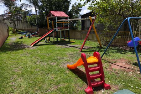 Apartamento para alugar com 45m², 2 quartos e 1 vaga Apartamento para alugar com 45m², 2 quartos e 1 vagaÁrea Comum - Playground