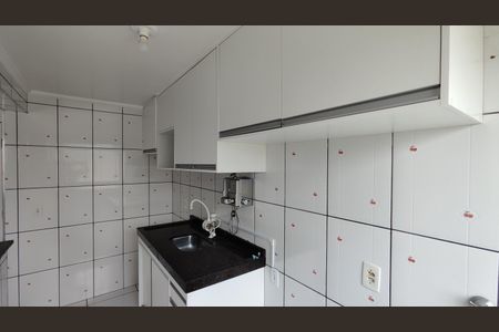 Apartamento para alugar com 45m², 2 quartos e 1 vaga Apartamento para alugar com 45m², 2 quartos e 1 vagaCozinha e Área de Serviço