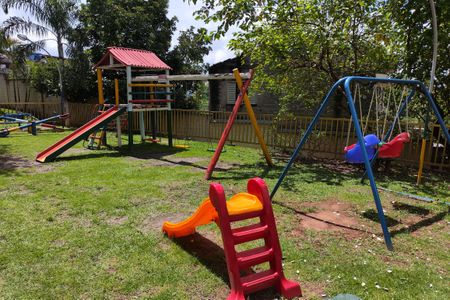 Apartamento para alugar com 45m², 2 quartos e 1 vaga Apartamento para alugar com 45m², 2 quartos e 1 vagaÁrea Comum - Playground