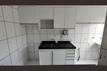 Apartamento para alugar com 45m², 2 quartos e 1 vaga Apartamento para alugar com 45m², 2 quartos e 1 vagaCozinha e Área de Serviço