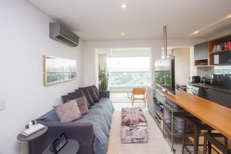 Sala de apartamento à venda com 2 quartos, 68m² em Campo Belo, São Paulo