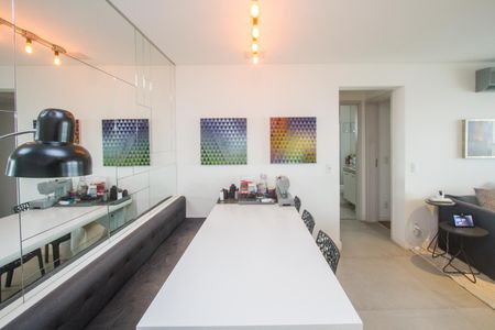 Apartamento à venda com 68m², 2 quartos e 1 vagaSala