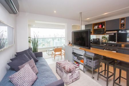 Sala de apartamento à venda com 2 quartos, 68m² em Campo Belo, São Paulo