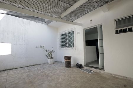 Casa à venda com 120m², 3 quartos e 2 vagasGaragem
