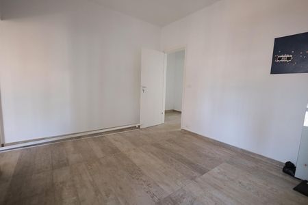 Casa à venda com 120m², 3 quartos e 2 vagasQuarto 2