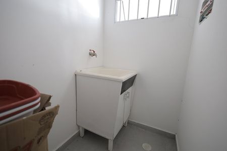 Casa à venda com 120m², 3 quartos e 2 vagasÁrea de Serviço