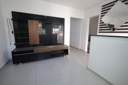 Casa à venda com 120m², 3 quartos e 2 vagasSala