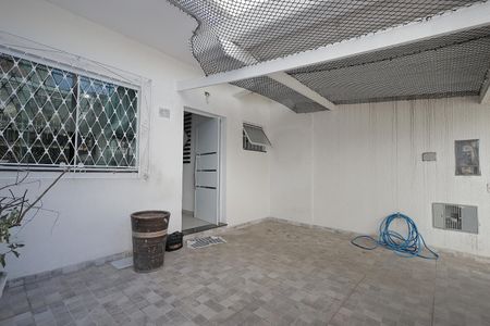 Casa à venda com 120m², 3 quartos e 2 vagasGaragem