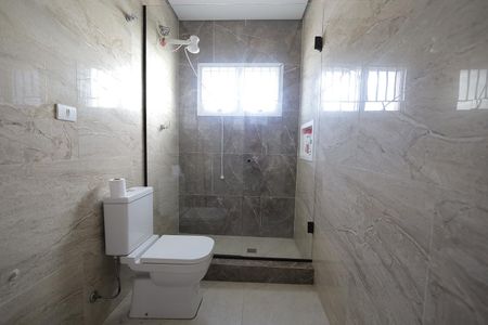 Casa à venda com 120m², 3 quartos e 2 vagasBanheiro