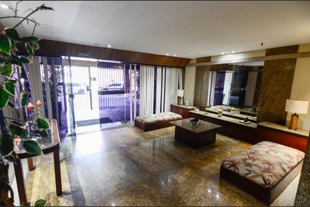 Apartamento à venda com 123m², 3 quartos e 2 vagasHall