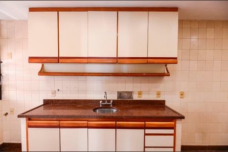 Apartamento à venda com 123m², 3 quartos e 2 vagasCozinha