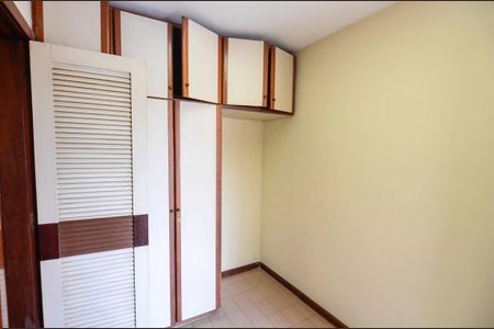 Apartamento à venda com 123m², 3 quartos e 2 vagasQuarto de Serviço