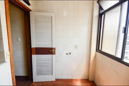 Apartamento à venda com 123m², 3 quartos e 2 vagasÁrea de Serviço